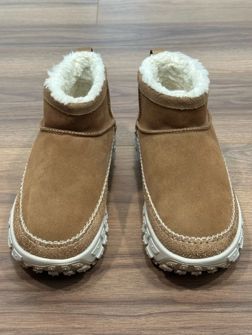 Ugg Venture Daze Ultra Mini Boot Platform in Chestnut Size Women’s 10